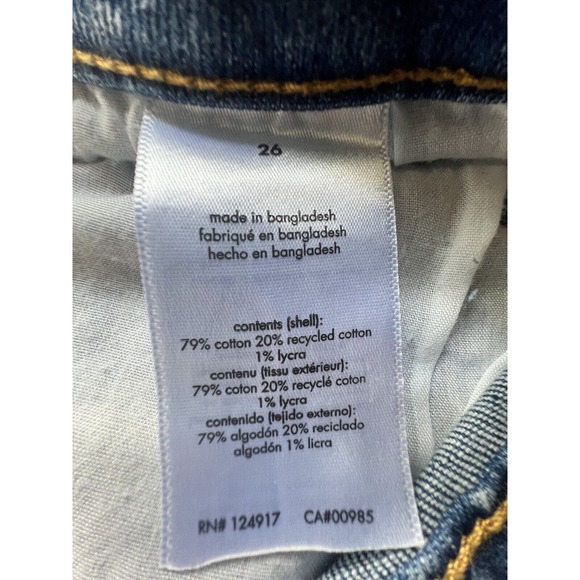 WEWOREWHAT Low Rise Rolled Shorty Stretch Denim Light Vintage Blue Size 26 - Picture 6 of 7